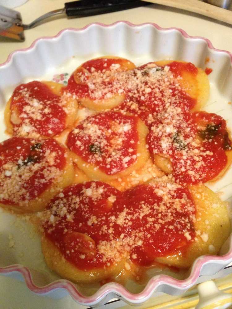 Low Fodmap Polenta withTomato Sauce